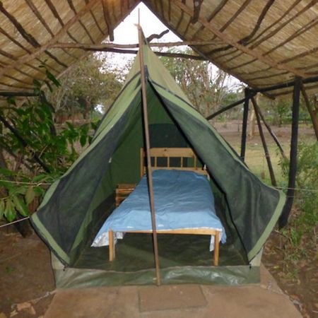 Barefoot Safari Lodge Lilongwe Exterior photo